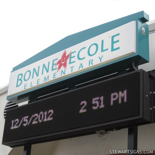 School Sign for Bonne E'cole Elementary