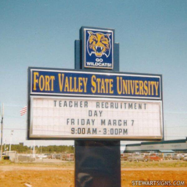 School Sign for Fort Valley State University