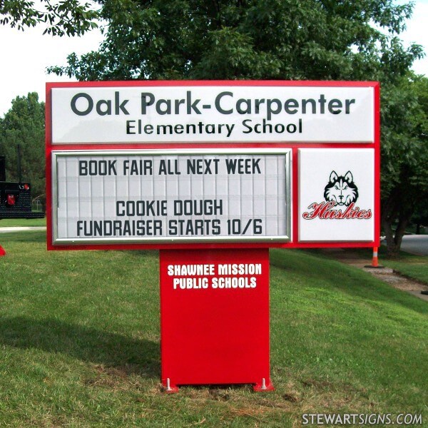 School Sign for Oak Park - Carpenter Elementary School